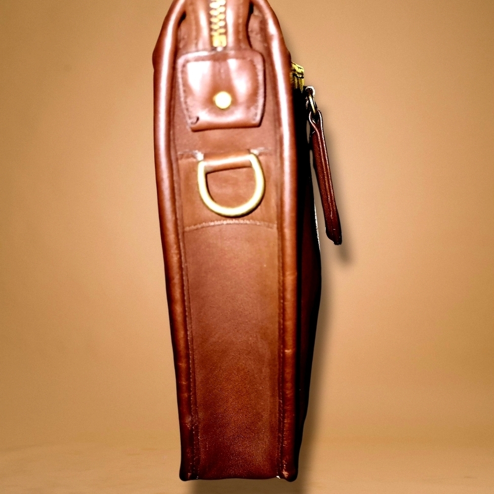 Coach Embassy Vintage Briefcase#5282. - Picture 5 of 17